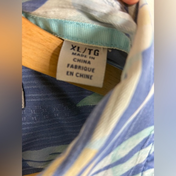 Tommy Bahama Geo Islandzone Hawaiian Shirt Men XL Silk Blend Blue Floral Coolmax - Picture 6 of 9